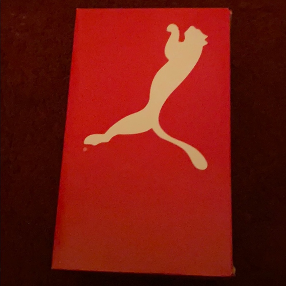 PUMA SNEAKERS